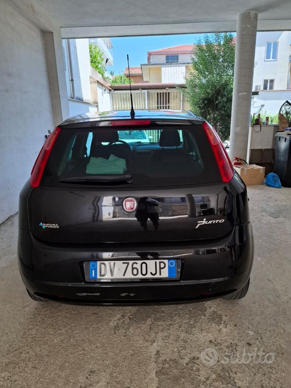 Usata Fiat Grande Punto 77 CV (56 kW) 2009 Nero Utilitaria