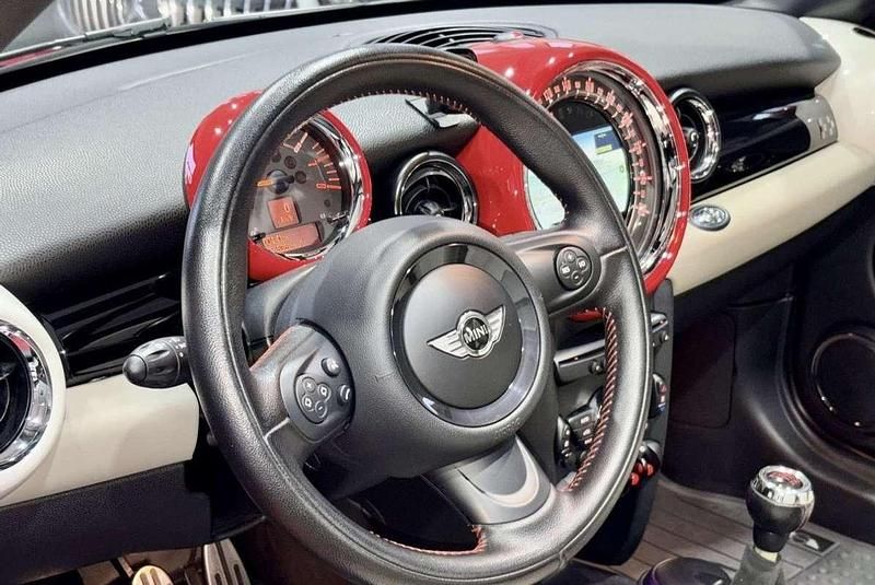 Usata Mini John Cooper Works Cabriolet 211 CV (155 kW) 2013 Cabrio