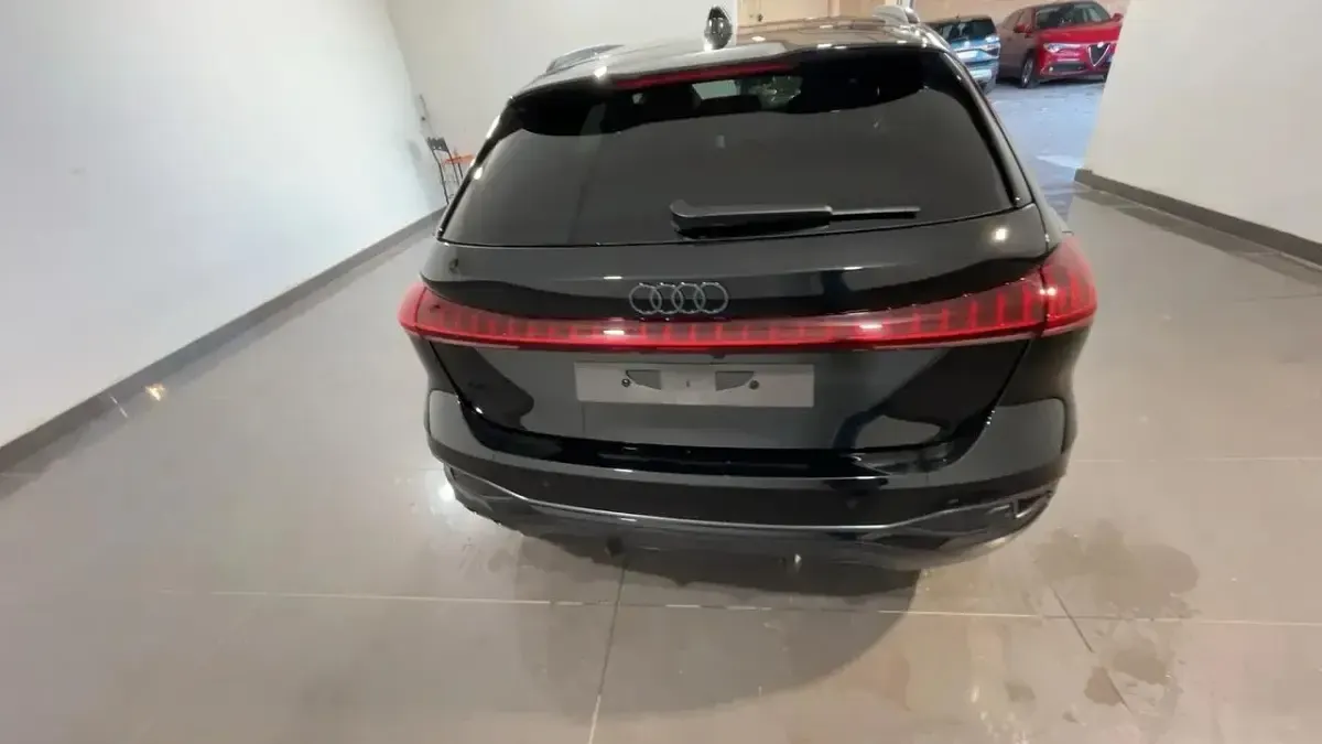 Ny Audi A5 S-Line 204 HK (150 kW) 2025 Svart Kombi