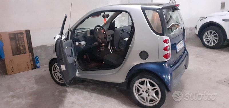 Usata Smart ForTwo Coupé 2002 Utilitaria