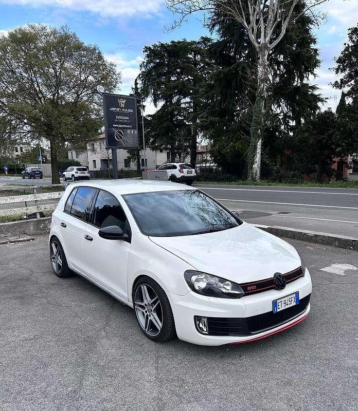 Usata VW Golf VI GTI 211 CV (155 kW) 2010 Utilitaria