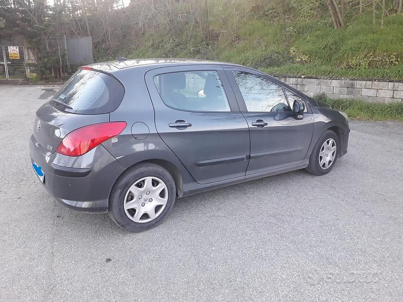 Usata Peugeot 308 2010 Grigio Berlina