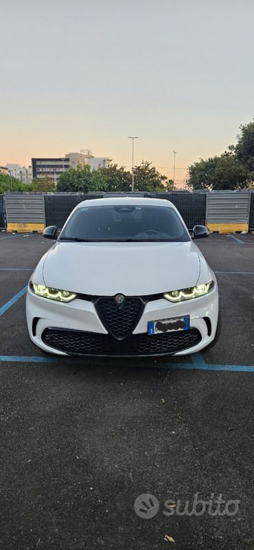 Usata Alfa Romeo Tonale Veloce 160 CV (117 kW) 2023 Bianco SUV