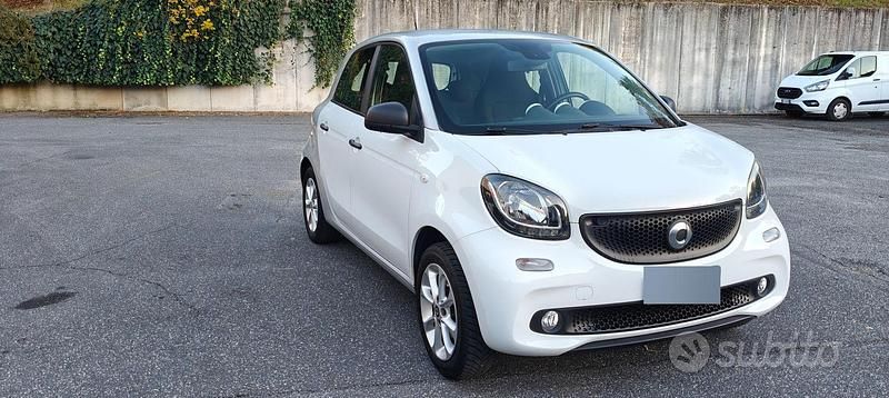 Usata Smart ForFour 2017 Utilitaria