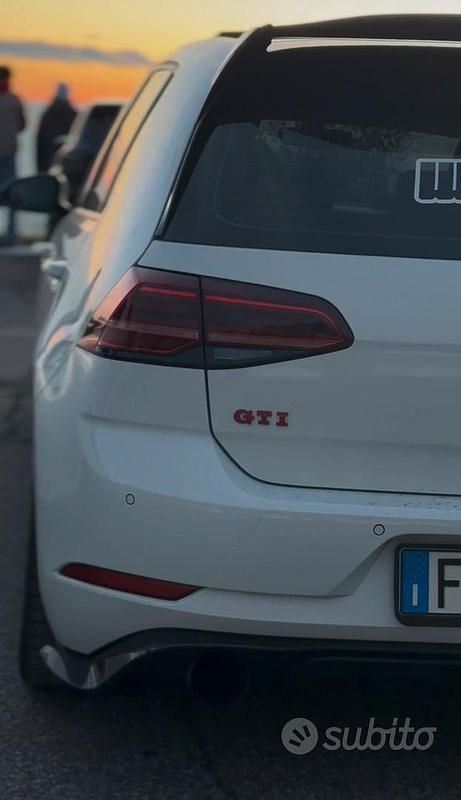Usata VW Golf VII GTI 245 CV (180 kW) 2018 Bianco Berlina