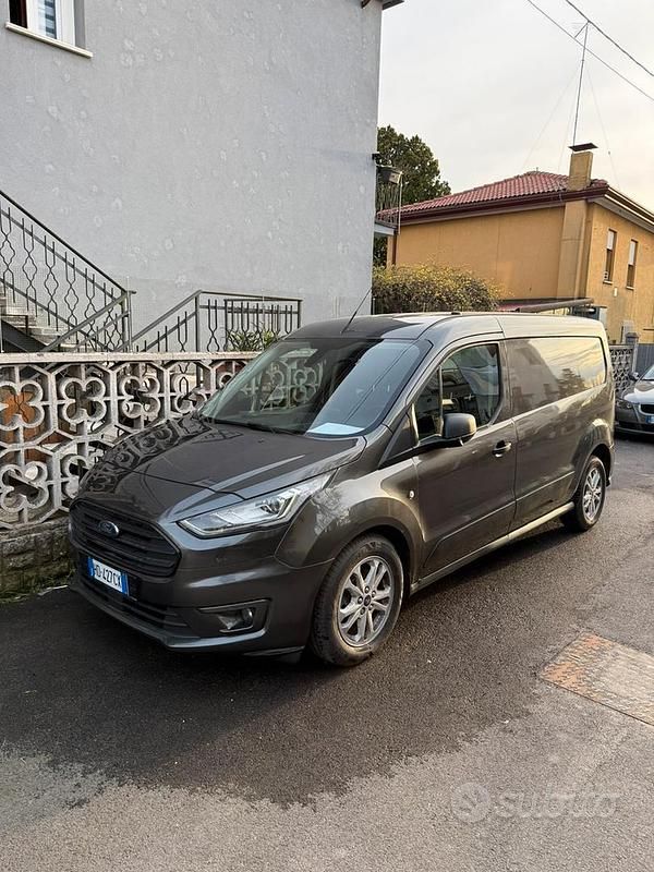 Usata Ford Transit Connect 120 CV (88 kW) 2020 Marrone Monovolume
