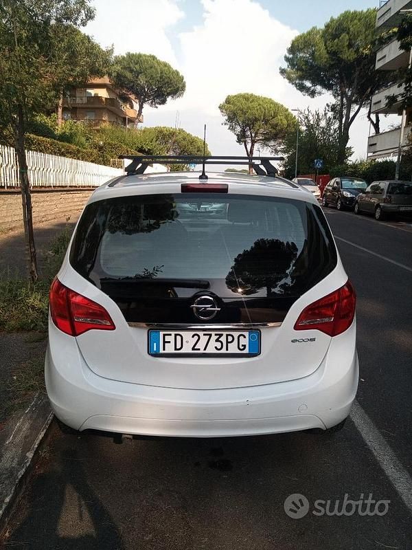 Usata Opel Meriva 120 CV (88 kW) 2016 Bianco Monovolume