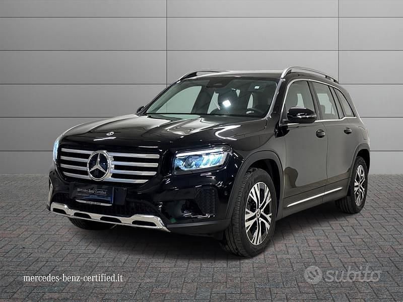 Nero notte Usata 2024 Mercedes GLB180 Advanced SUV | 41.900 € (Cara) - Immagine 1/4