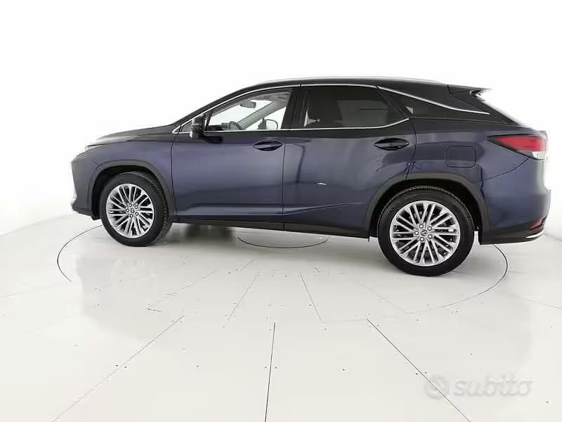 Usata Lexus RX450h Luxury Line 313 CV (230 kW) 2022 Blu SUV