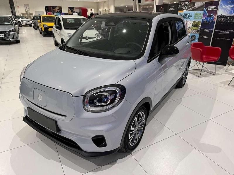 Nuova Leapmotor T03 69 kW (95 CV) 2025 Grigio Utilitaria