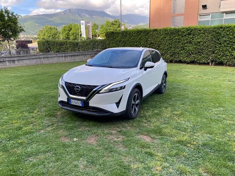 Bianco Usata 2023 Nissan Qashqai N-Connecta SUV | 26.900 € (Buon prezzo) - Immagine 1/4