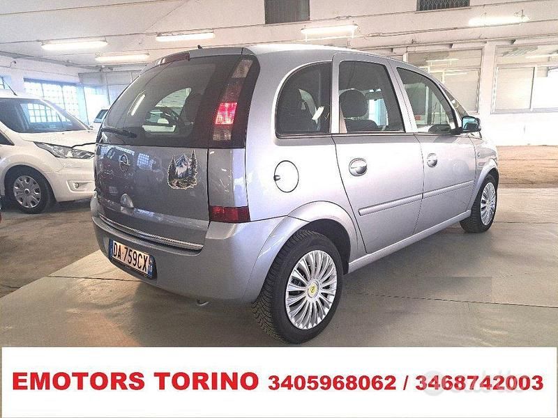 Usata Opel Meriva Enjoy 90 CV (66 kW) 2006 Grigio Monovolume