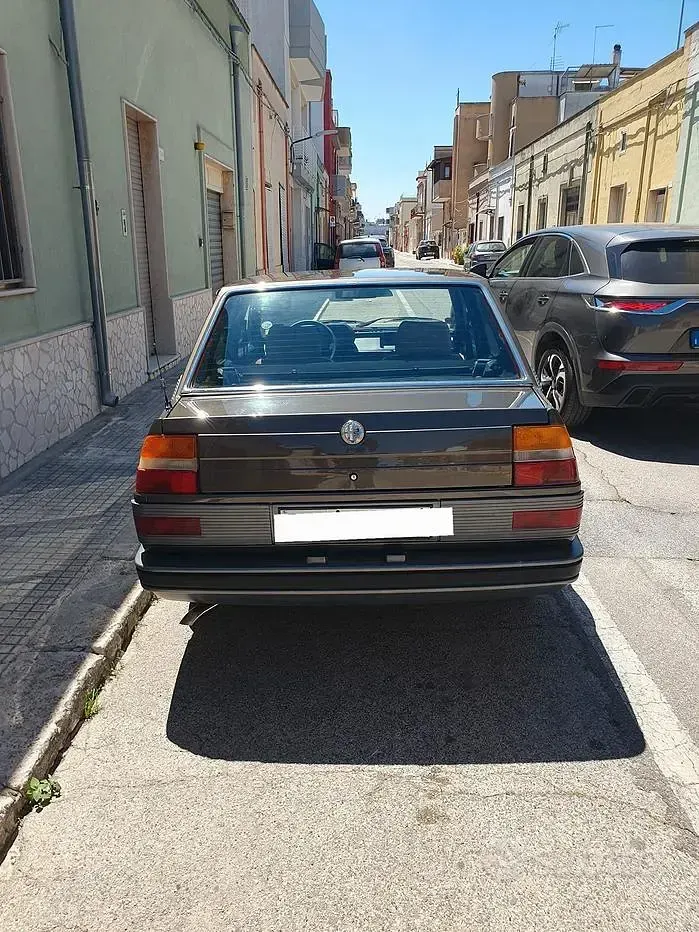Usata Alfa Romeo Giulietta 109 CV (80 kW) 1986 Berlina