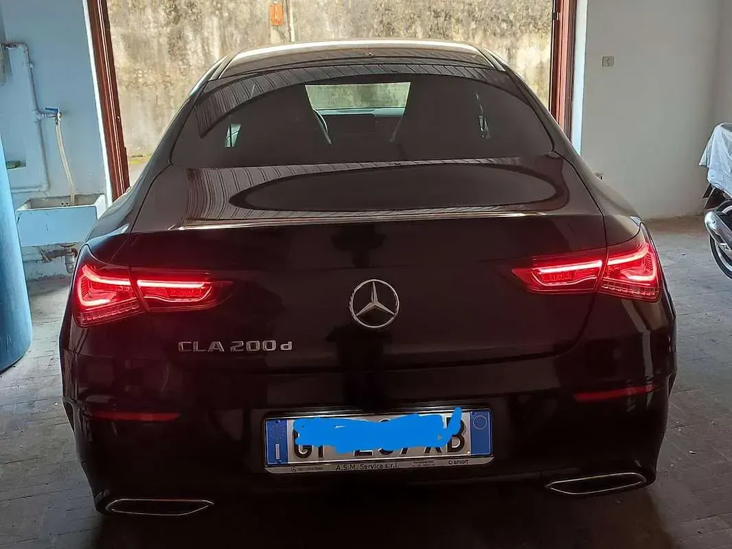 Usata Mercedes CLA200 150 CV (110 kW) 2021 Nero Coupé