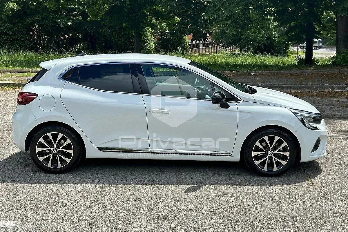 Usata Renault Clio Techno 94 CV (69 kW) 2023 Bianco Utilitaria