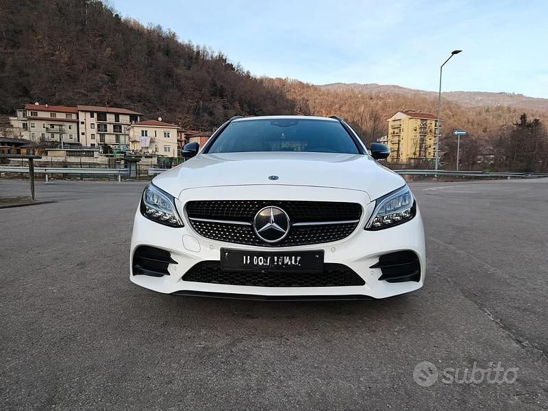 Usata Mercedes C220 AMG 194 CV (142 kW) 2021 Bianco Station wagon