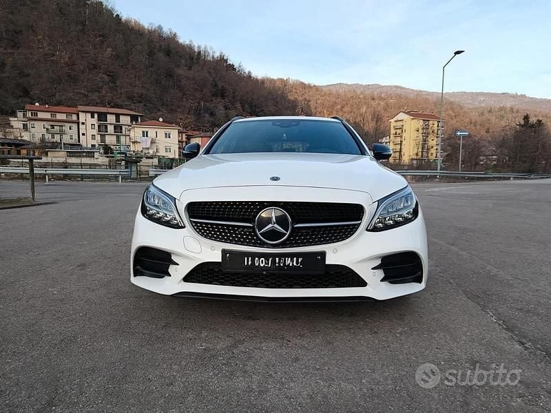 Usata Mercedes C220 AMG 194 CV (142 kW) 2021 Bianco Station wagon