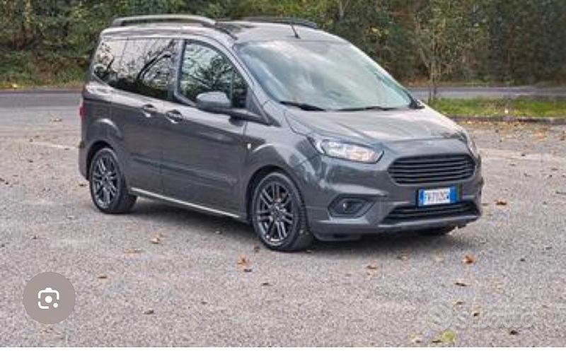 Usata Ford Courier Sport 2019 Monovolume