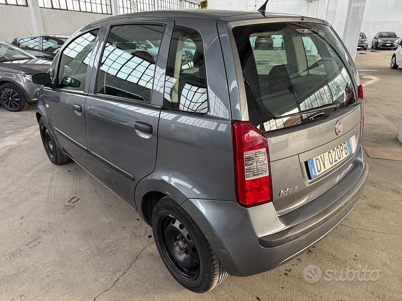Usata Fiat Idea 80 CV (58 kW) 2009 Grigio Monovolume