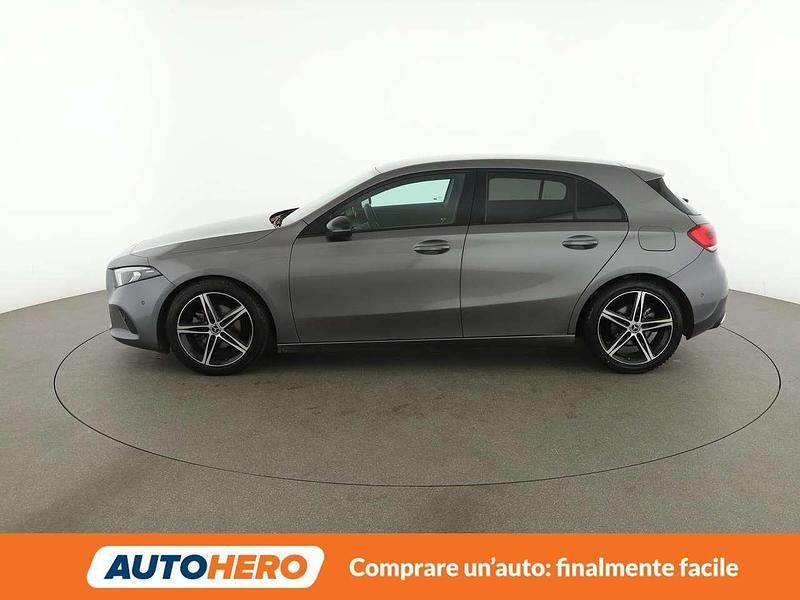 Usata Mercedes A180 136 CV (100 kW) 2022 Grigio Berlina