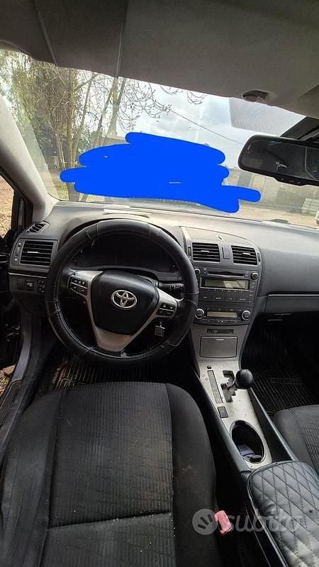 Usata Toyota Avensis 150 CV (110 kW) 2009 Berlina