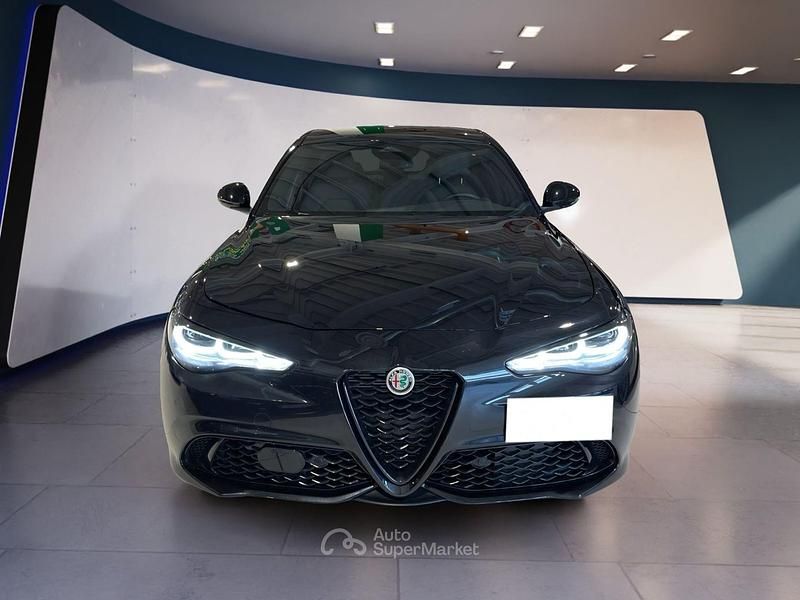 Usata Alfa Romeo Giulia 211 CV (155 kW) 2025 Nero Berlina