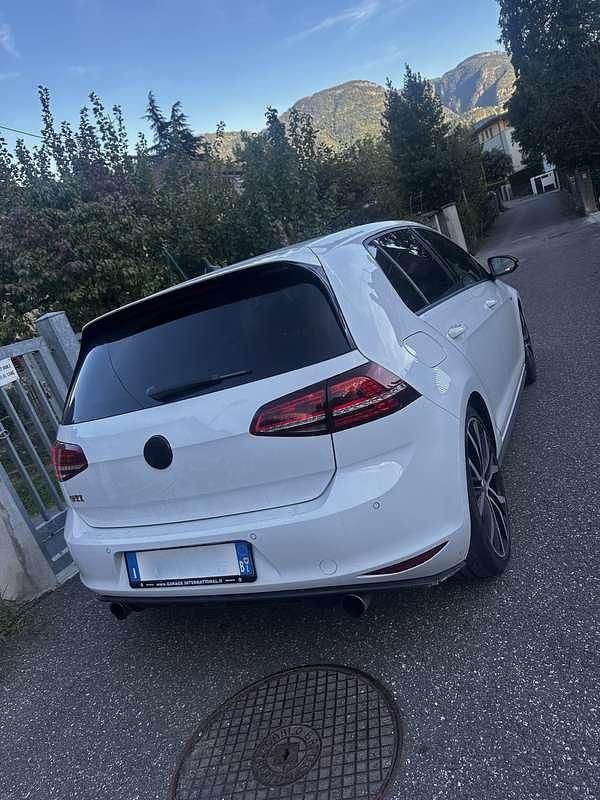 Usata VW Golf VII Business 230 CV (169 kW) 2016 Bianco Berlina