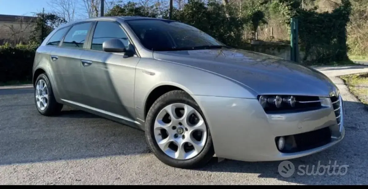 Usata Alfa Romeo 159 150 CV (110 kW) 2007 Grigio Station wagon
