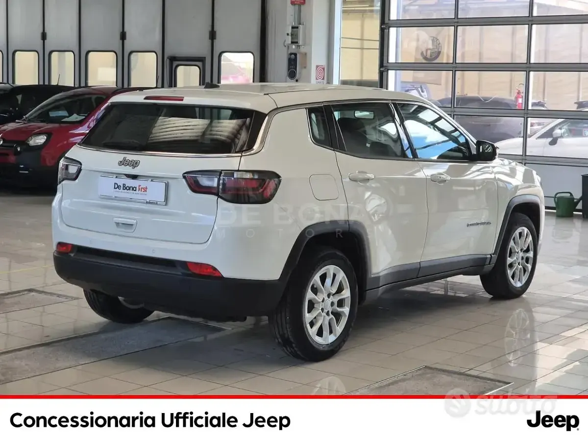 Usata Jeep Compass Longitude 131 CV (96 kW) 2022 Bianco SUV