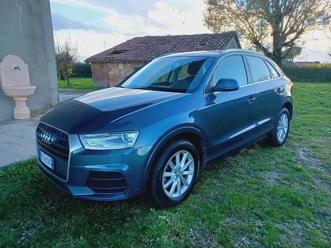 Usata Audi Q3 Ambiente 150 CV (110 kW) 2016 Giallo SUV