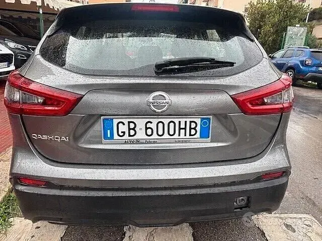 Usata Nissan Qashqai 159 CV (116 kW) 2020 Grigio SUV