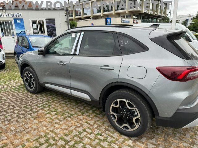 Usata Ford Kuga Active X 180 CV (132 kW) 2024 Argento metallizzato SUV