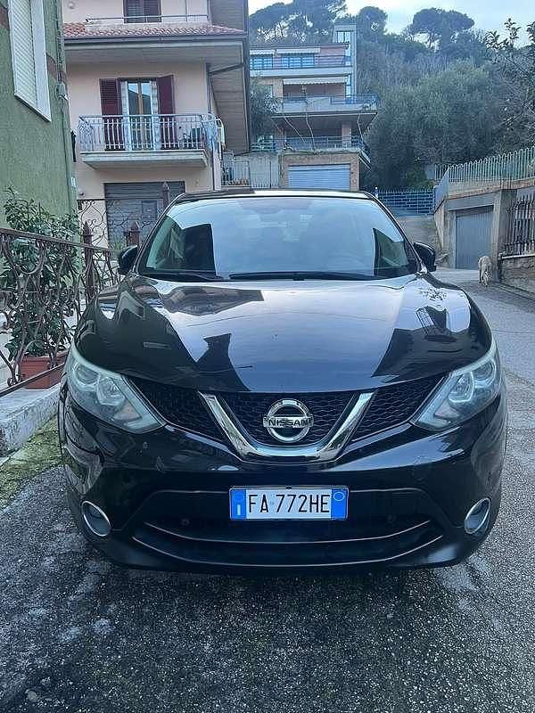 Usata Nissan Qashqai Acenta 110 CV (80 kW) 2015 Nero SUV