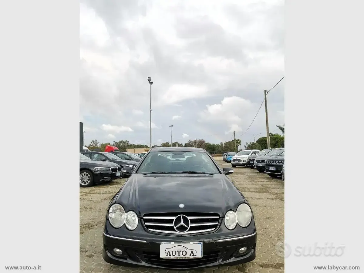 Occasion Mercedes CLK220 Avantgarde 150 ch (110 kW) 2008 Noir Coupé