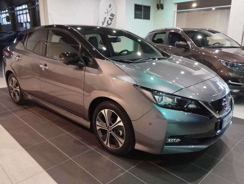 Usata Nissan Leaf Tekna 110 kW (150 CV) 2019 Grigio Utilitaria