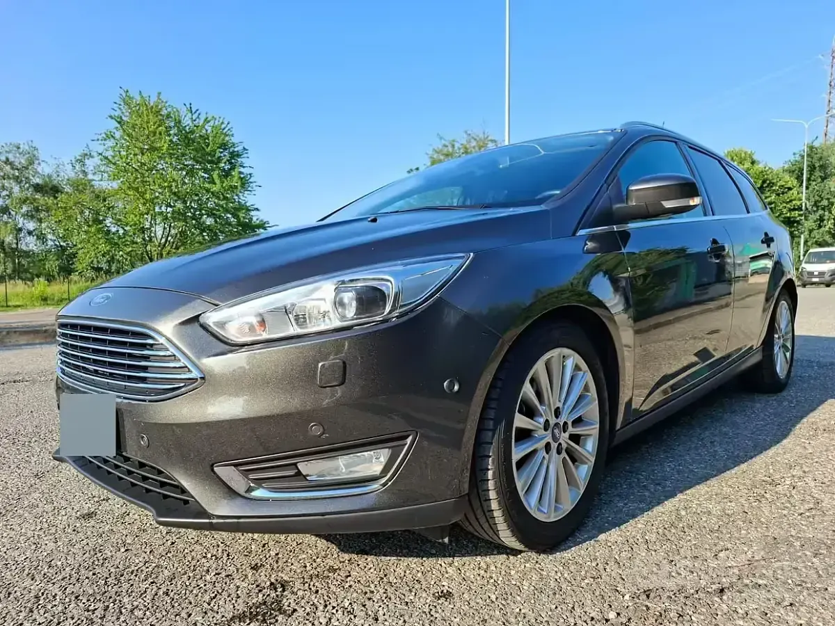 Usata Ford Focus Titanium X 120 CV (88 kW) 2014 Grigio Station wagon