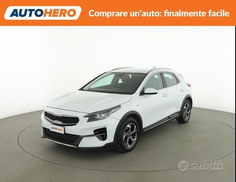 Usata Kia XCeed Urban 119 CV (87 kW) 2022 Bianco SUV