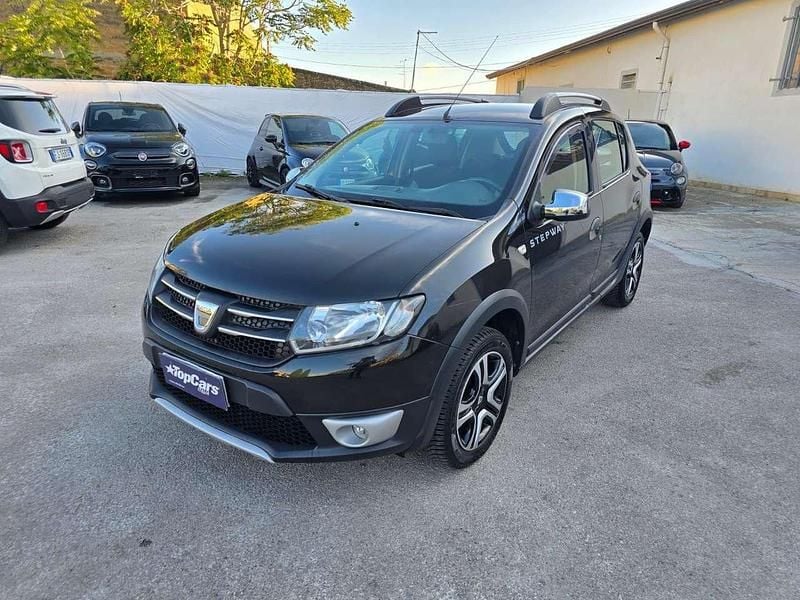 Other Usata 2016 Dacia Sandero Stepway Due volumi | 6990 € (Buon prezzo) - Immagine 1/4