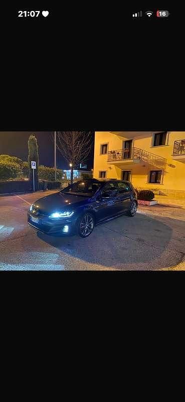 Usata VW Golf VII GTD 184 CV (135 kW) 2018 Grigio Berlina