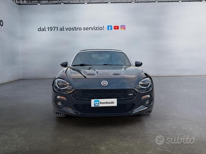 Usata Fiat 124 Spider Lusso 140 CV (102 kW) 2018 Nero Cabrio