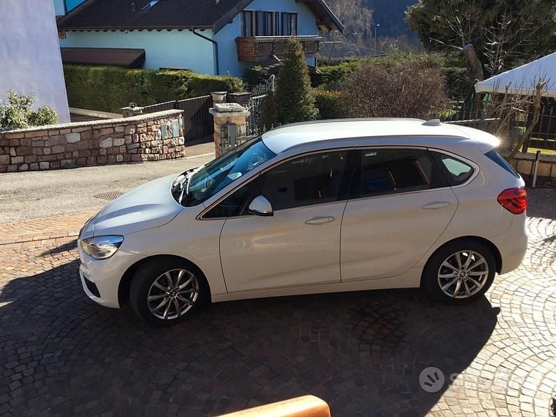 Usata BMW 218 Active Tourer Efficient Dynamics 2015 Bianco Monovolume