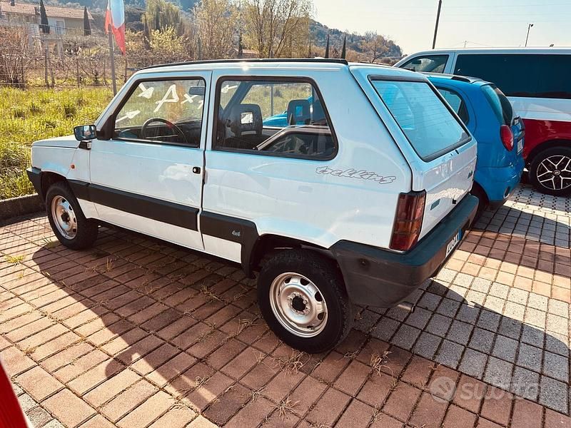Usata Fiat Panda 4x4 Trekking 50 CV (36 kW) 1992 Bianco Utilitaria