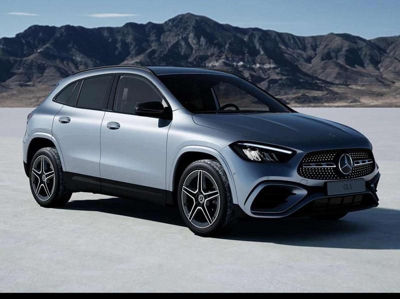 Nuova Mercedes GLA180 Advanced Plus 116 CV (85 kW) 2026 Argento SUV