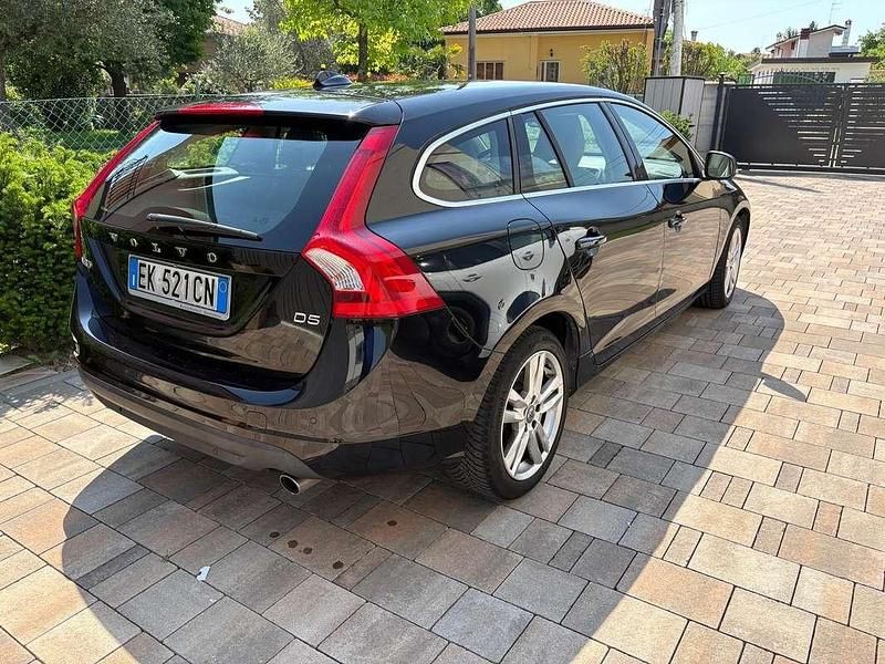 Usata Volvo V60 Kinetic 205 CV (150 kW) 2011 Station wagon