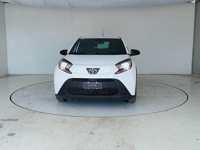 Usata Toyota Aygo X Active 72 CV (52 kW) 2025 Bianco SUV
