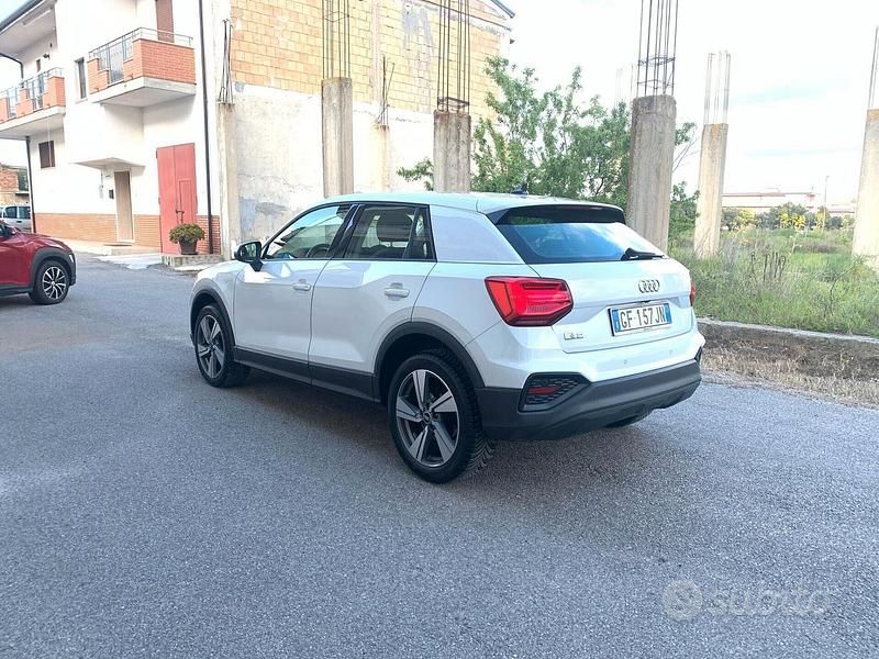 Usata Audi Q2 Admired 116 CV (85 kW) 2021 Bianco SUV
