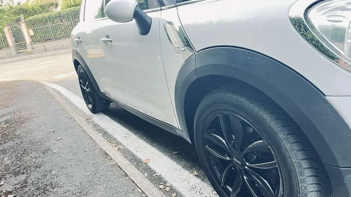 Usata Mini Cooper D Countryman Business 111 CV (81 kW) 2014 SUV