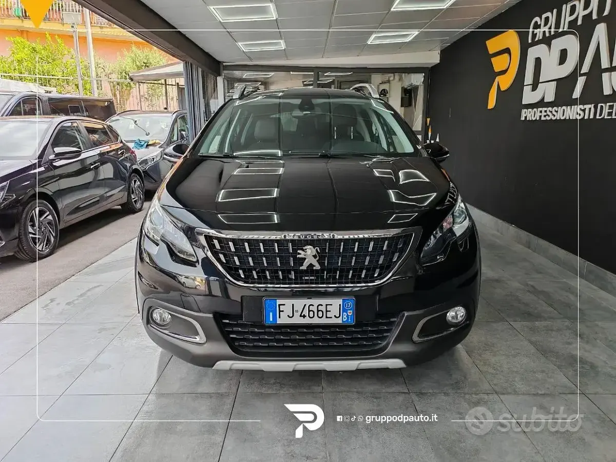 Usata Peugeot 2008 Allure 99 CV (72 kW) 2017 Nero SUV
