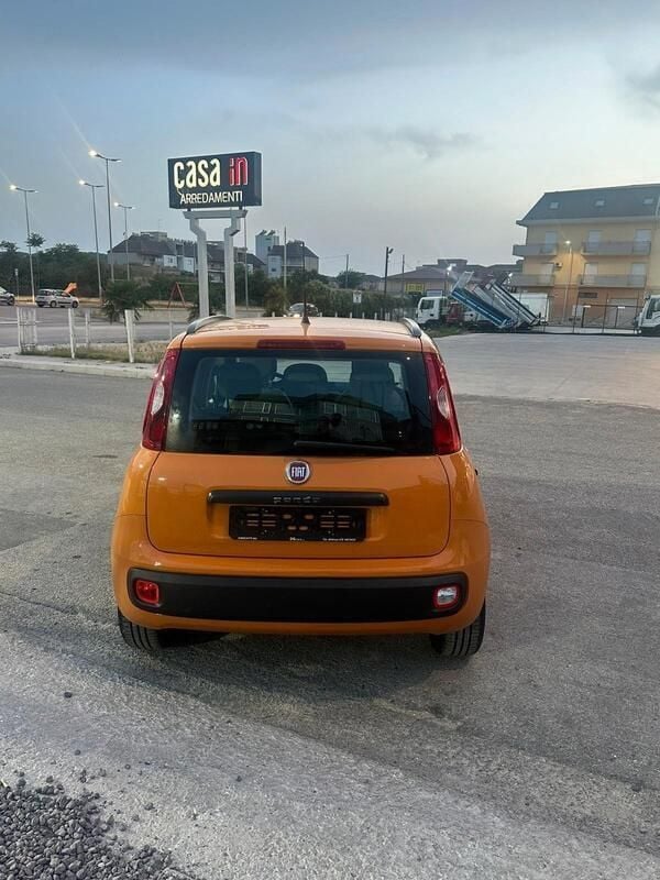 Usata Fiat Panda 69 CV (50 kW) 2015 Arancione Utilitaria