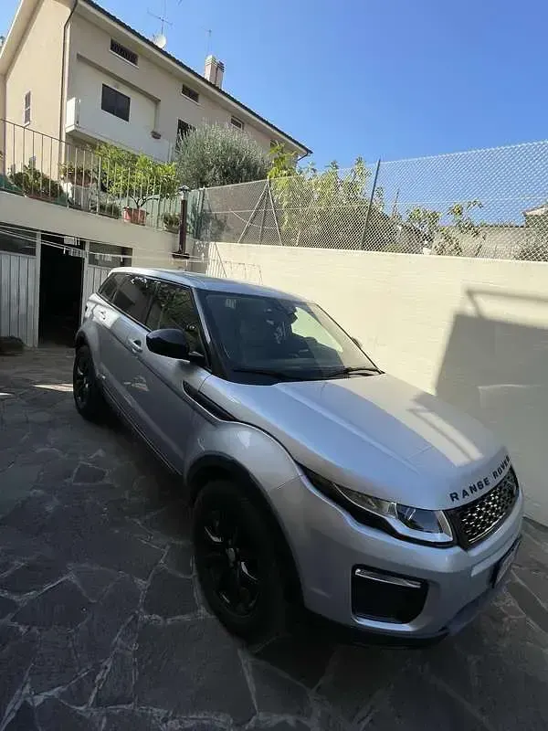 Usata Land Rover Range Rover evoque 150 CV (110 kW) 2018 SUV